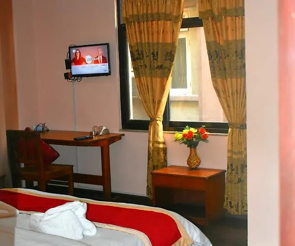 Hotel Festoon 2*